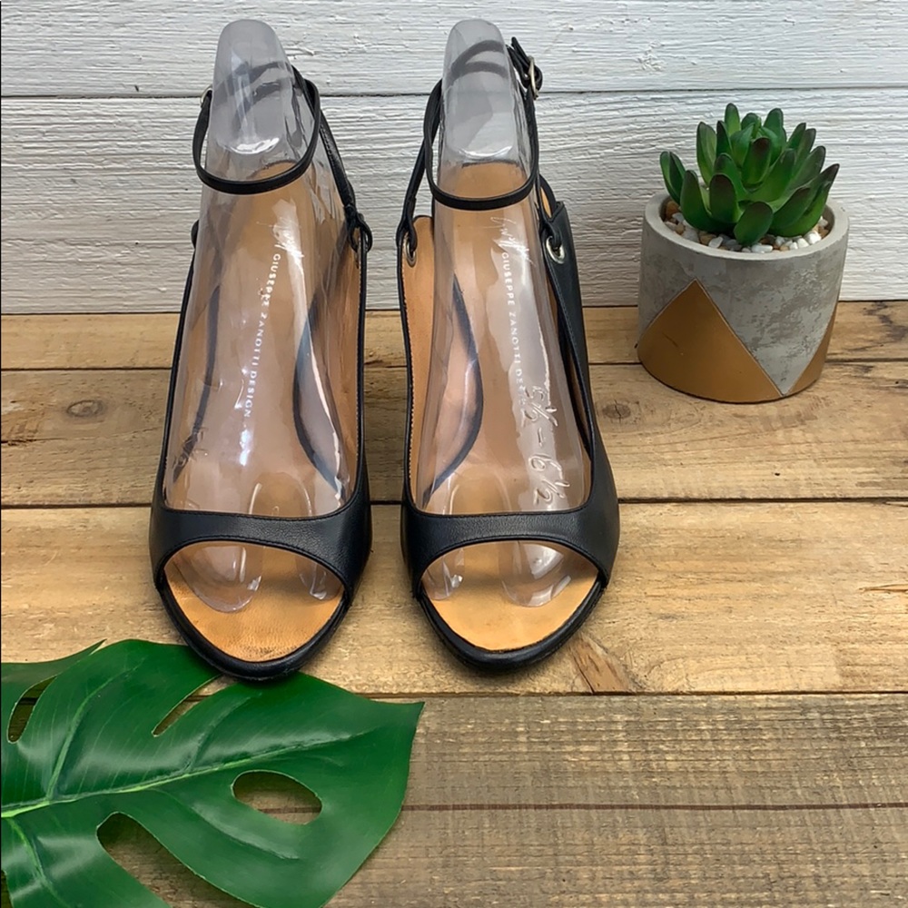giuseppe zanotti designer black heels